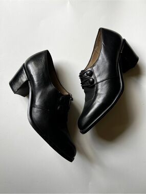 Jennifer Moore Black Leather Pumps